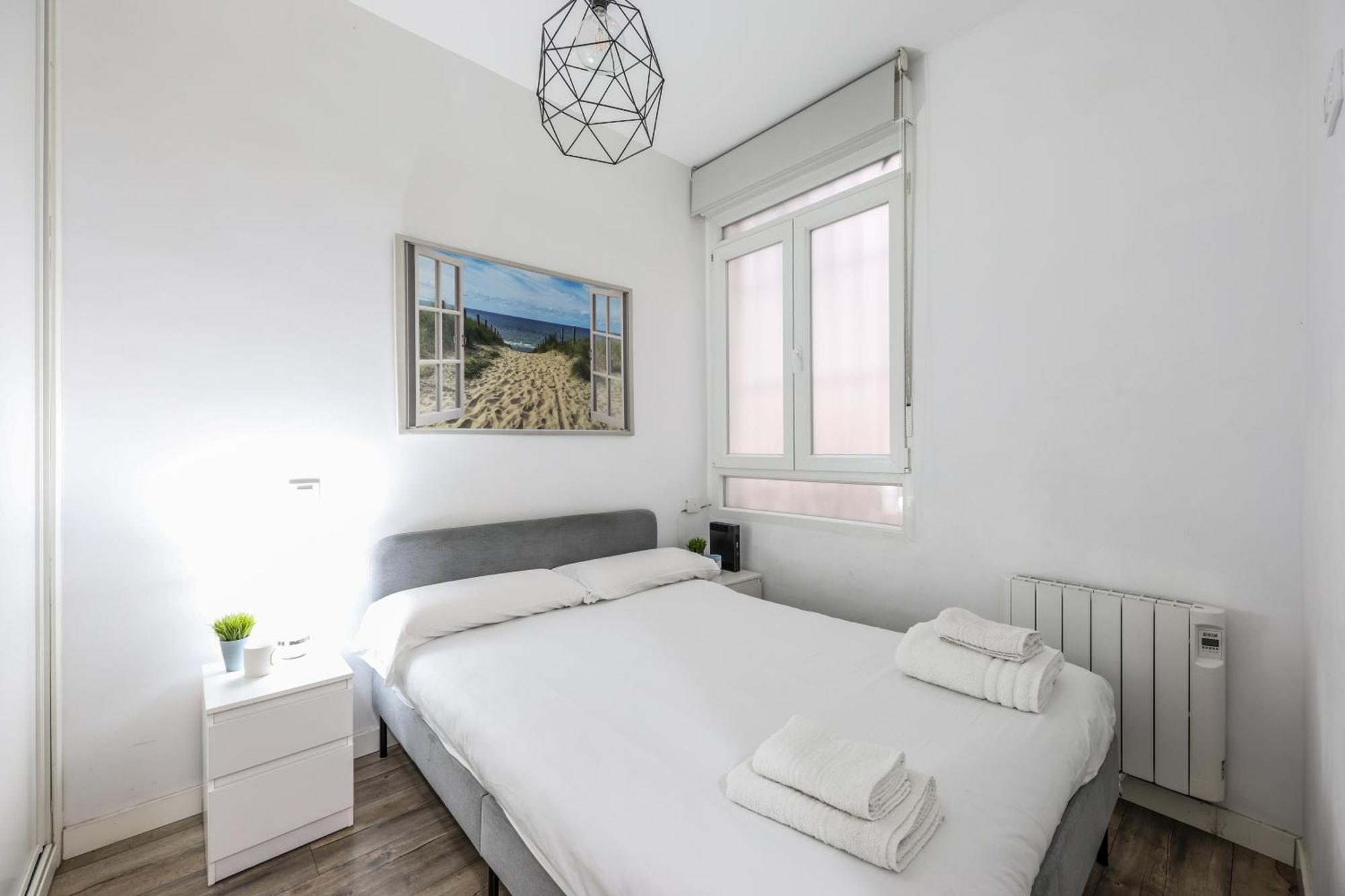 Unique Flat La Latina * Billiard & Darts Apartment Madrid Bagian luar foto
